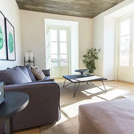 Luxury T.m. Flat With A View Lisbona