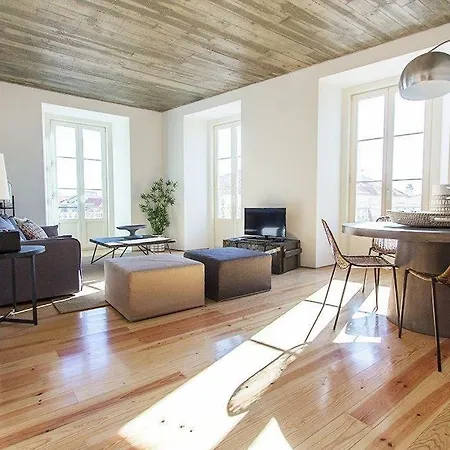 Luxury T.m. Flat With A View Lisbon