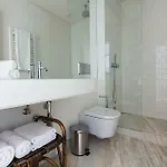 Luxury T.m. Flat With A View Lissabon