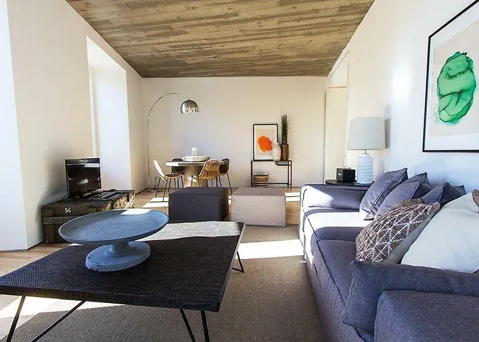 Apartment Luxury T.m. Flat With A View Lisbon