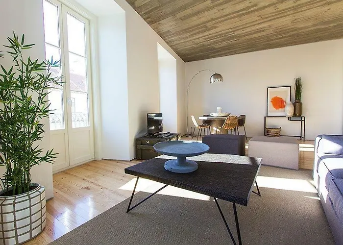 Luxury T.m. Flat With A View